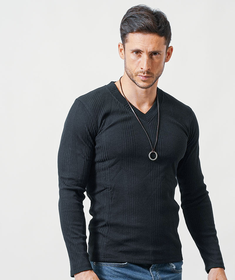 がっちり体型の方におすすめ3点コーデセット　白長袖パーカー×黒長袖Tシャツ×ネイビーストレッチデニムパンツ