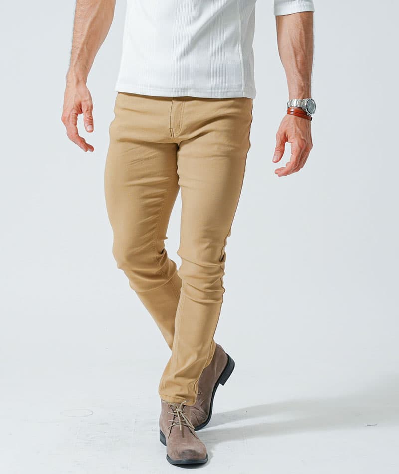 がっちり体型の方におすすめ3点コーデセット　ネイビー長袖ジャケット×白長袖Tシャツ×ベージュスリムチノパンツ