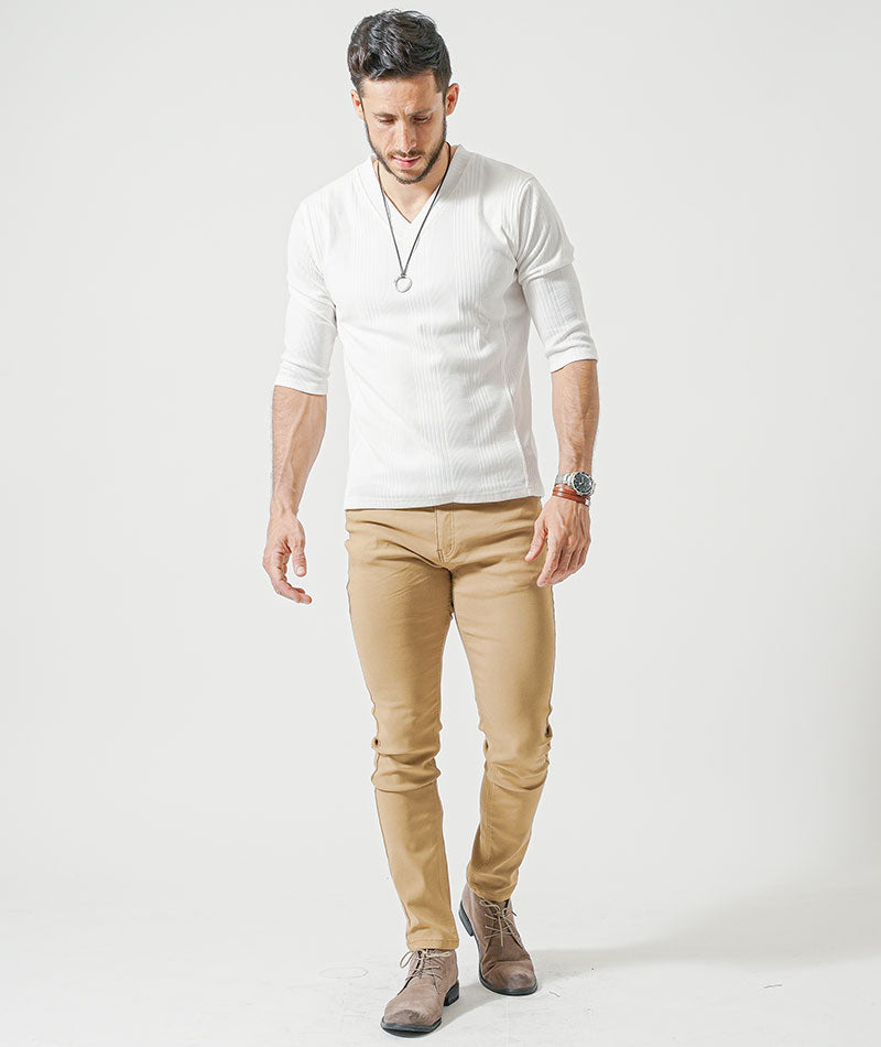 がっちり体型夏の3点コーデセット ネイビー半袖Tシャツ×白7分袖Tシャツ×ベージュストレッチチノパンツ