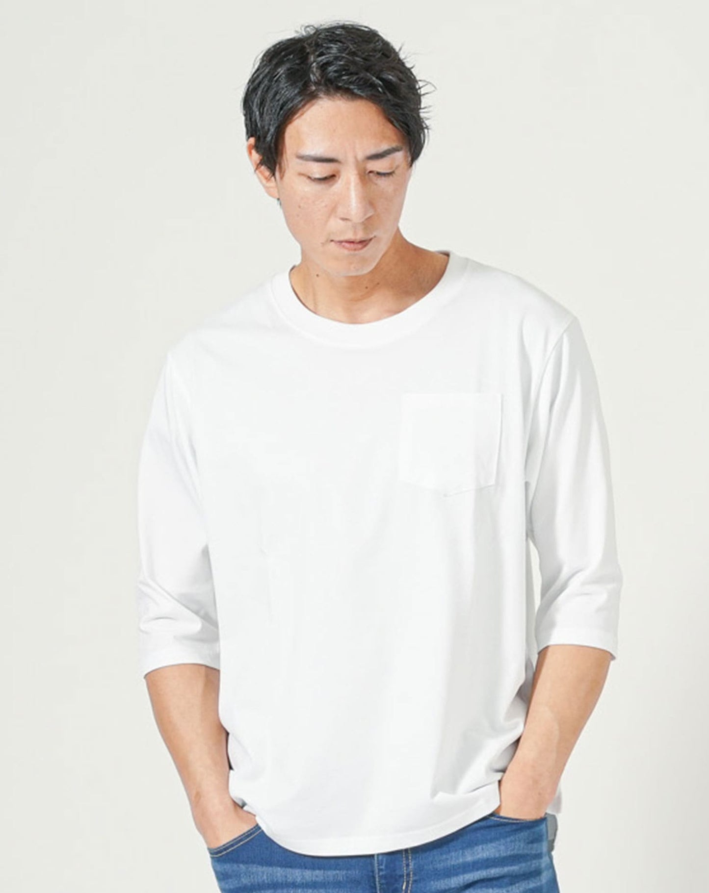 ホワイト　H183cmW63kg 着用サイズ:Ｌ