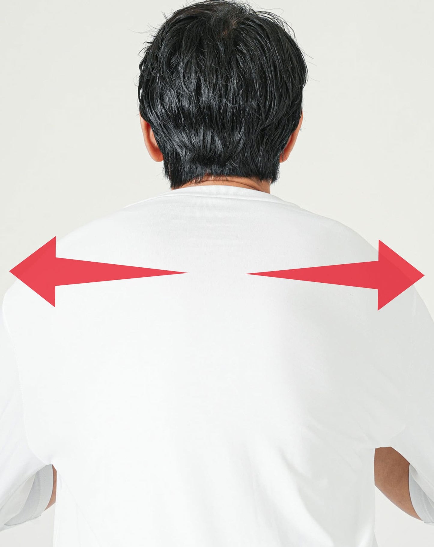 ホワイト　H183cmW63kg 着用サイズ:Ｌ