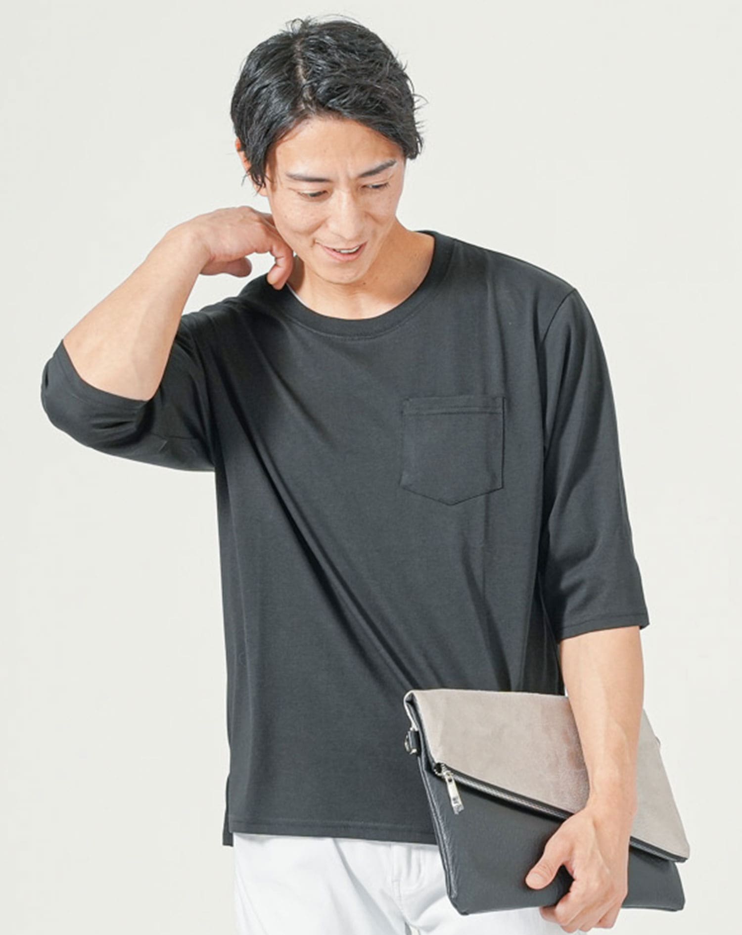 ブラック　H183cmW63kg 着用サイズ:Ｌ