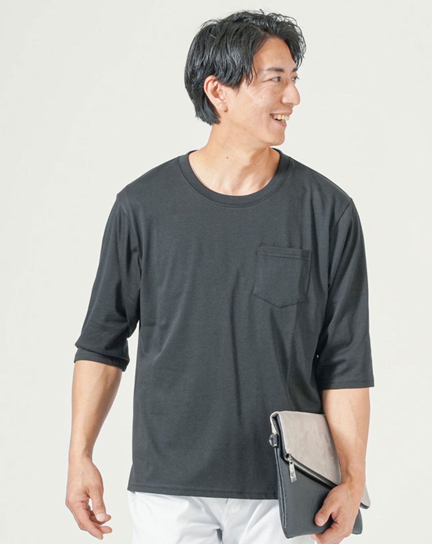 ブラック　H183cmW63kg 着用サイズ:Ｌ