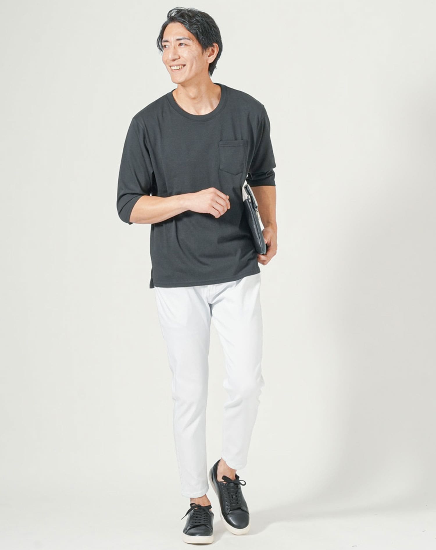 ブラック　H183cmW63kg 着用サイズ:Ｌ