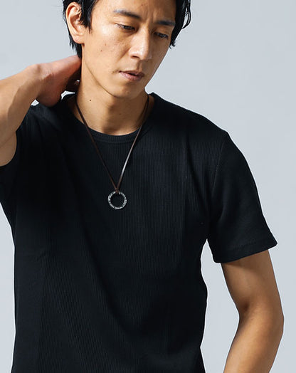 ワッフル素材ラウンドネックシンプルＴシャツ