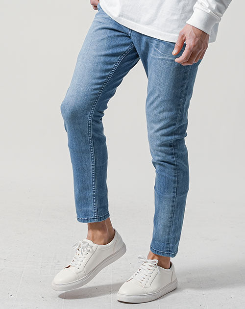 スキニーテーパードストレッチアンクルデニムパンツ