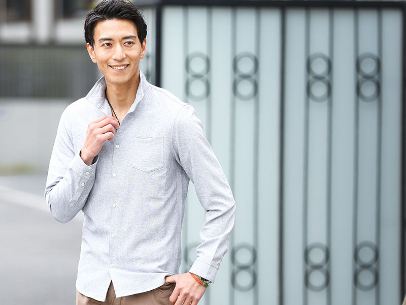 シャンブレー素材ワイヤー入りスタンドカラーシャツ