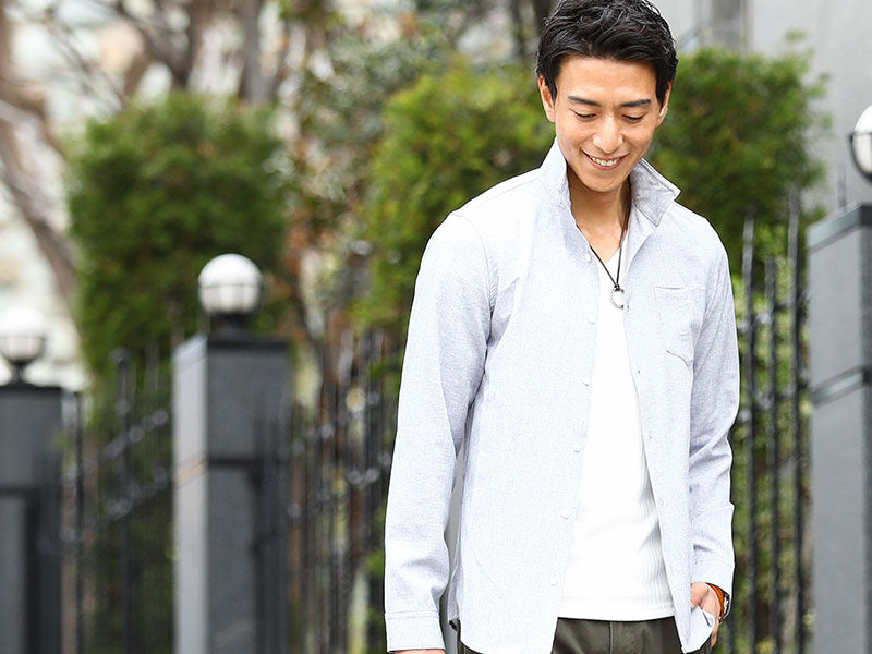 シャンブレー素材ワイヤー入りスタンドカラーシャツ