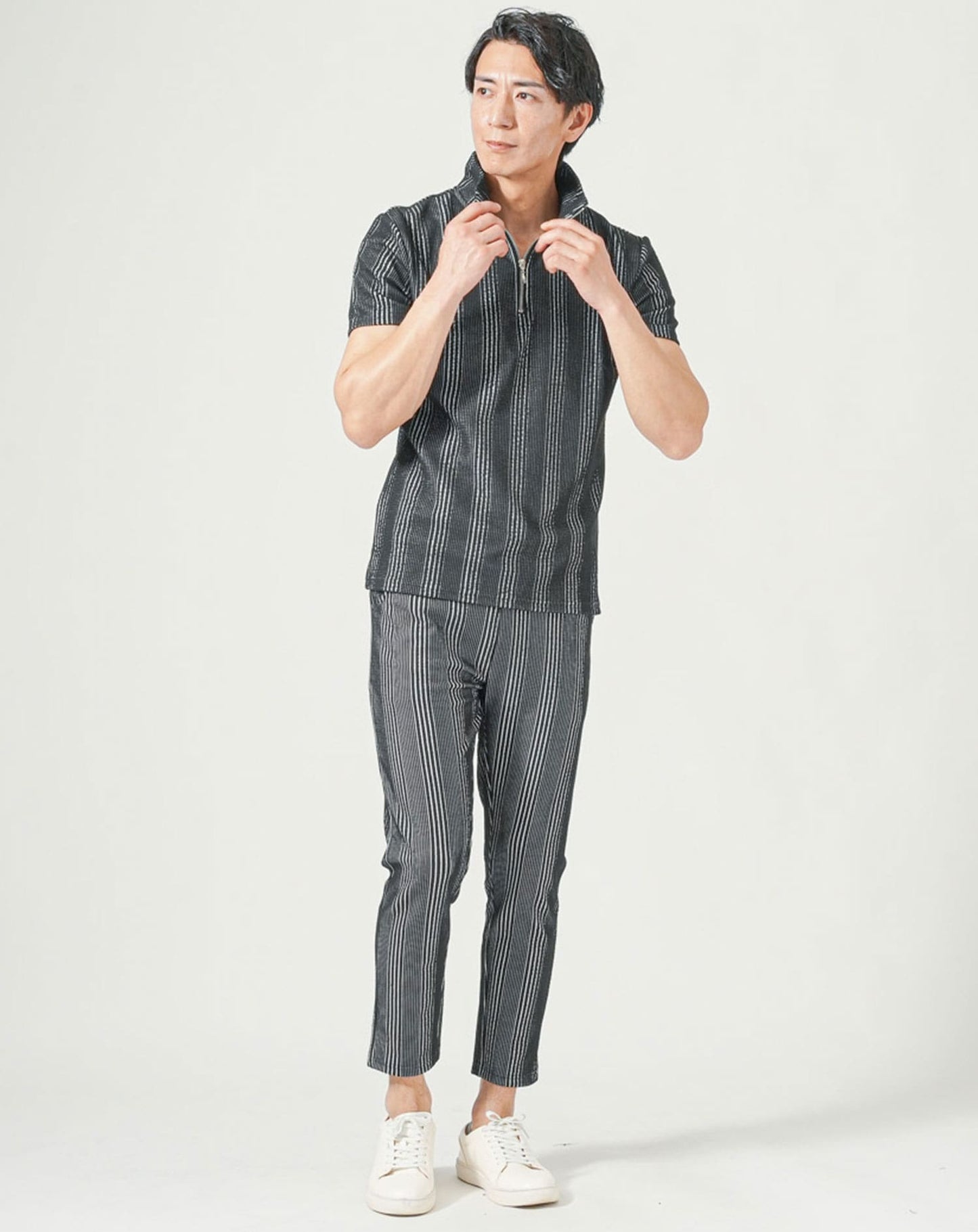 ブラック×ホワイト　H183cmW63kg 着用サイズ:Ｌ