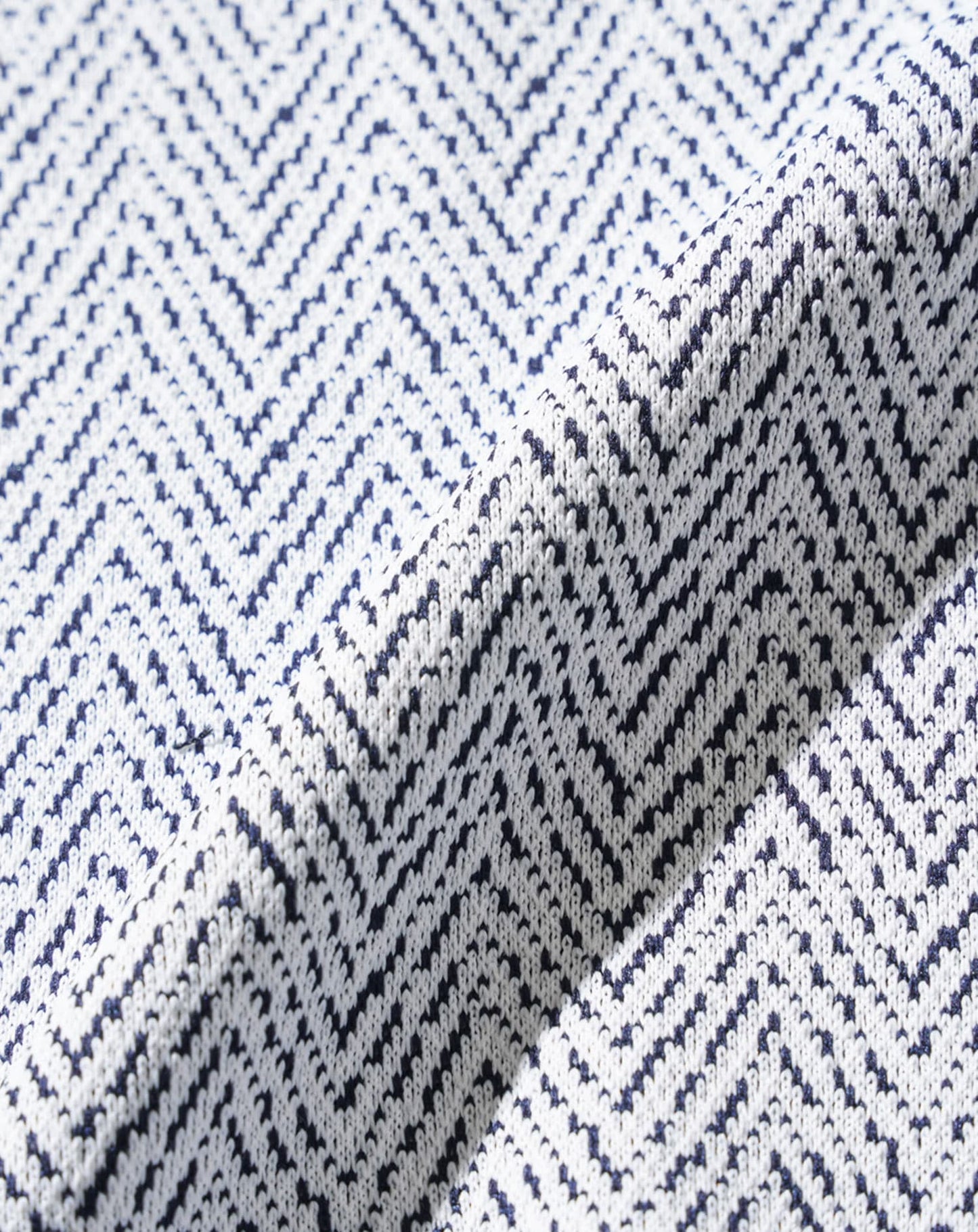 ラフヘリンボーンVネック半袖Tシャツ