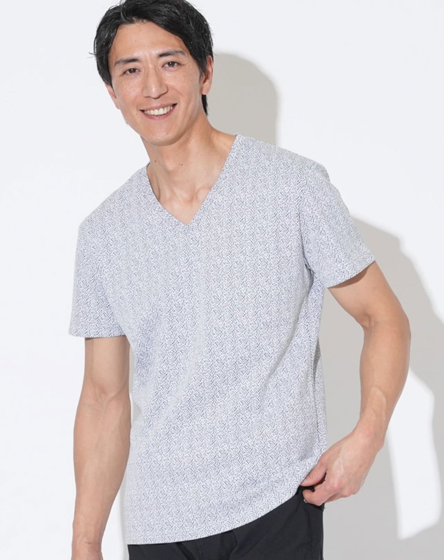 ラフヘリンボーンVネック半袖Tシャツ