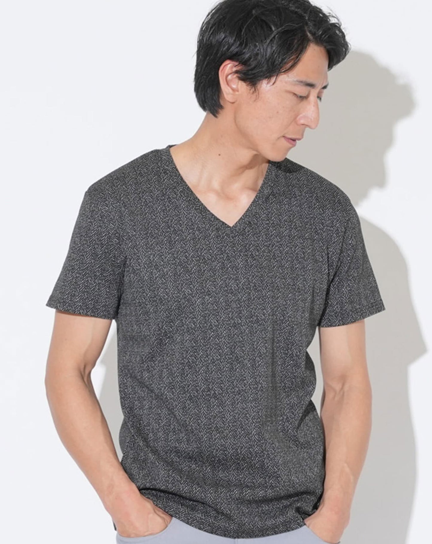 ラフヘリンボーンVネック半袖Tシャツ