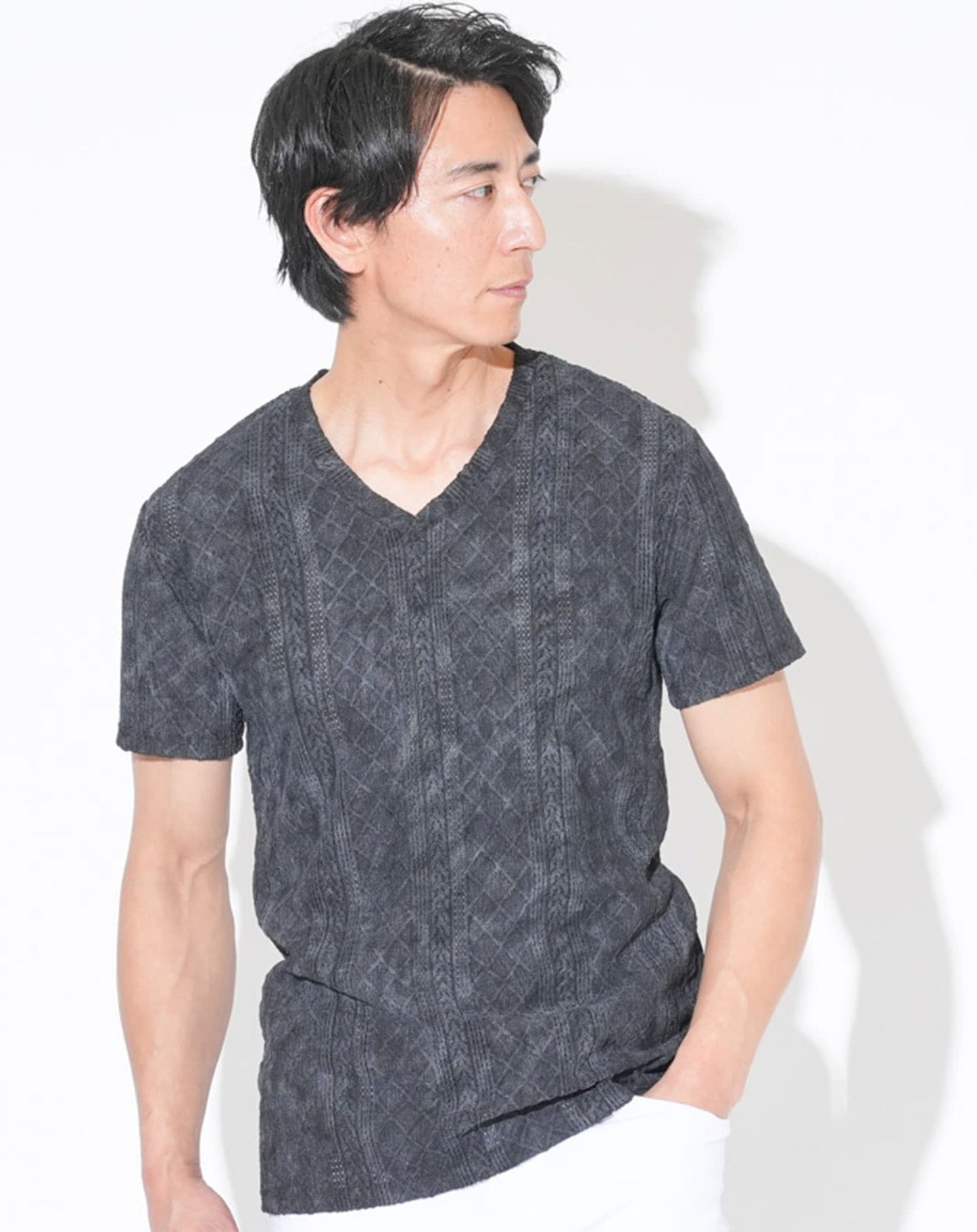 ケーブルVネック半袖Tシャツ
