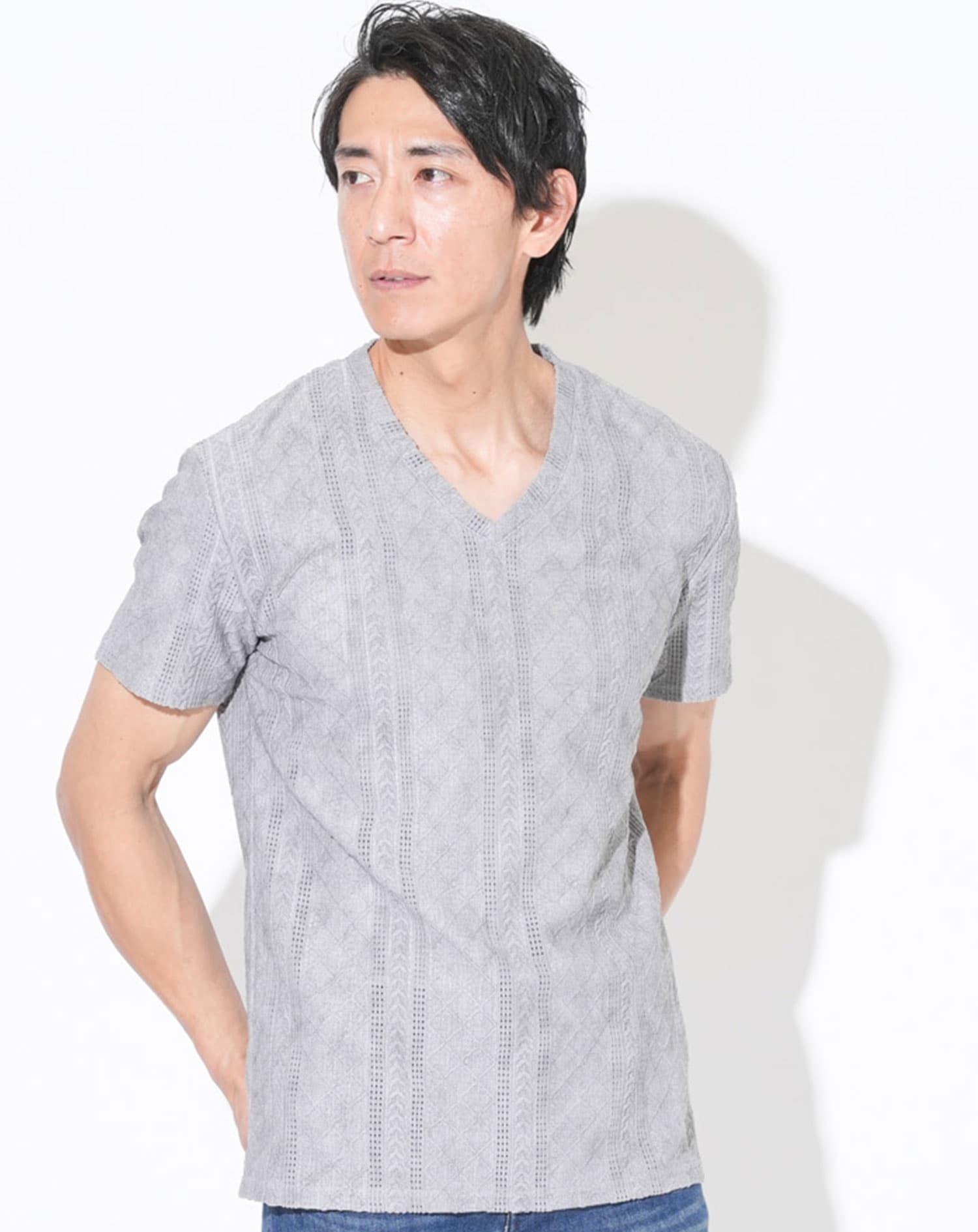 ケーブルVネック半袖Tシャツ
