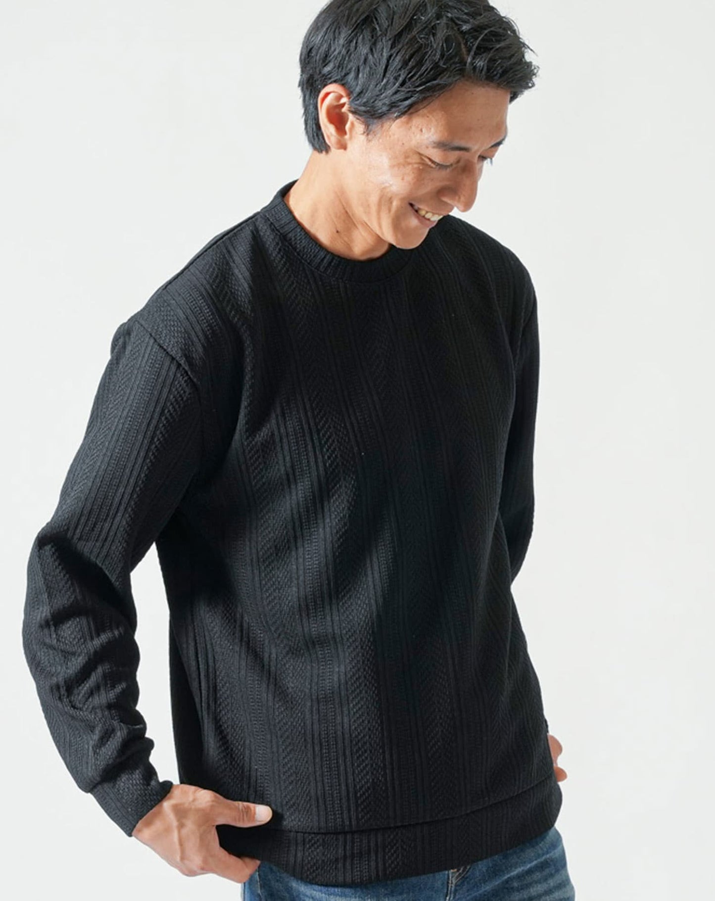 ストライプジャガードニットソートレーナー