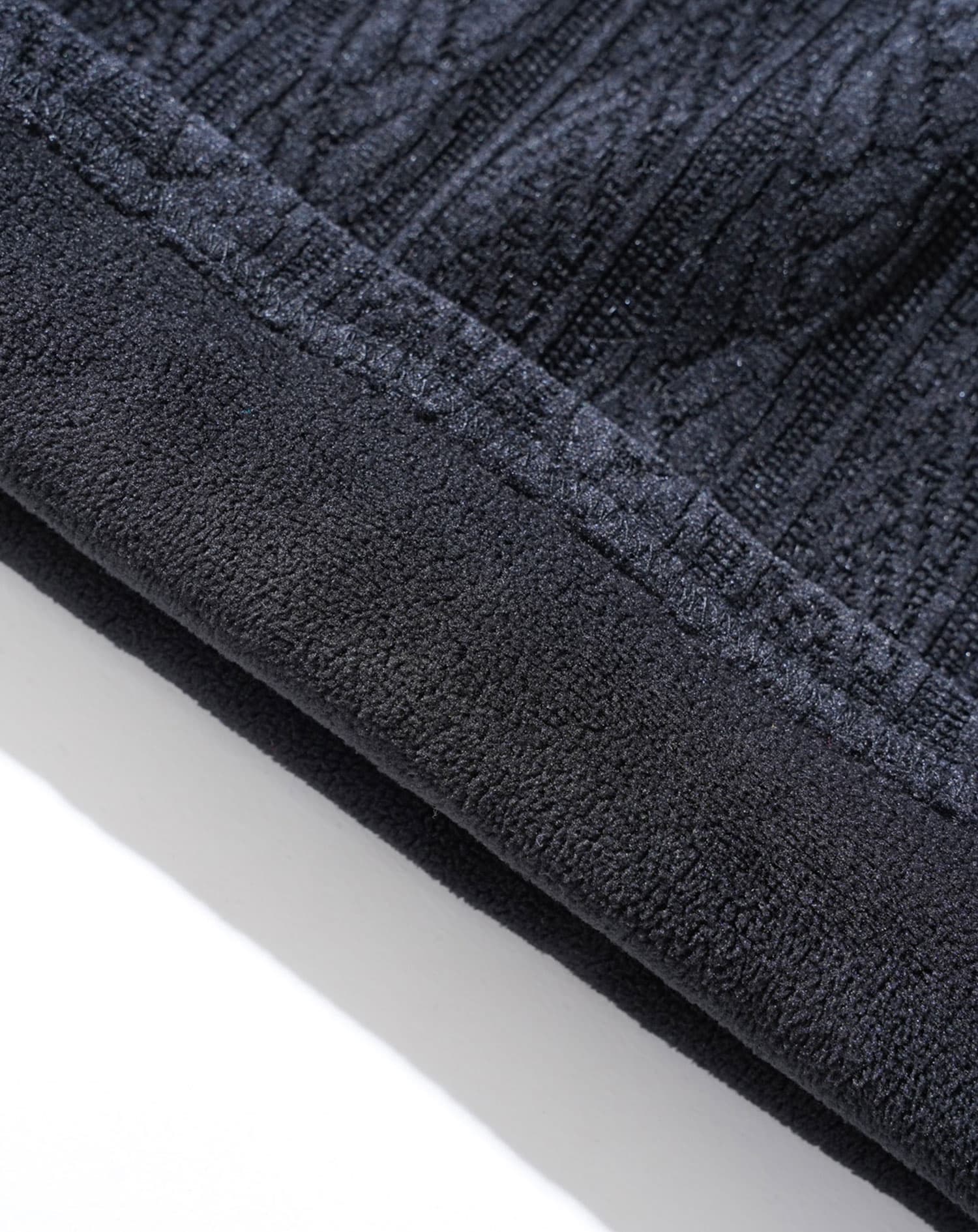 モール裏起毛ケーブル柄タートルネック長袖ニット