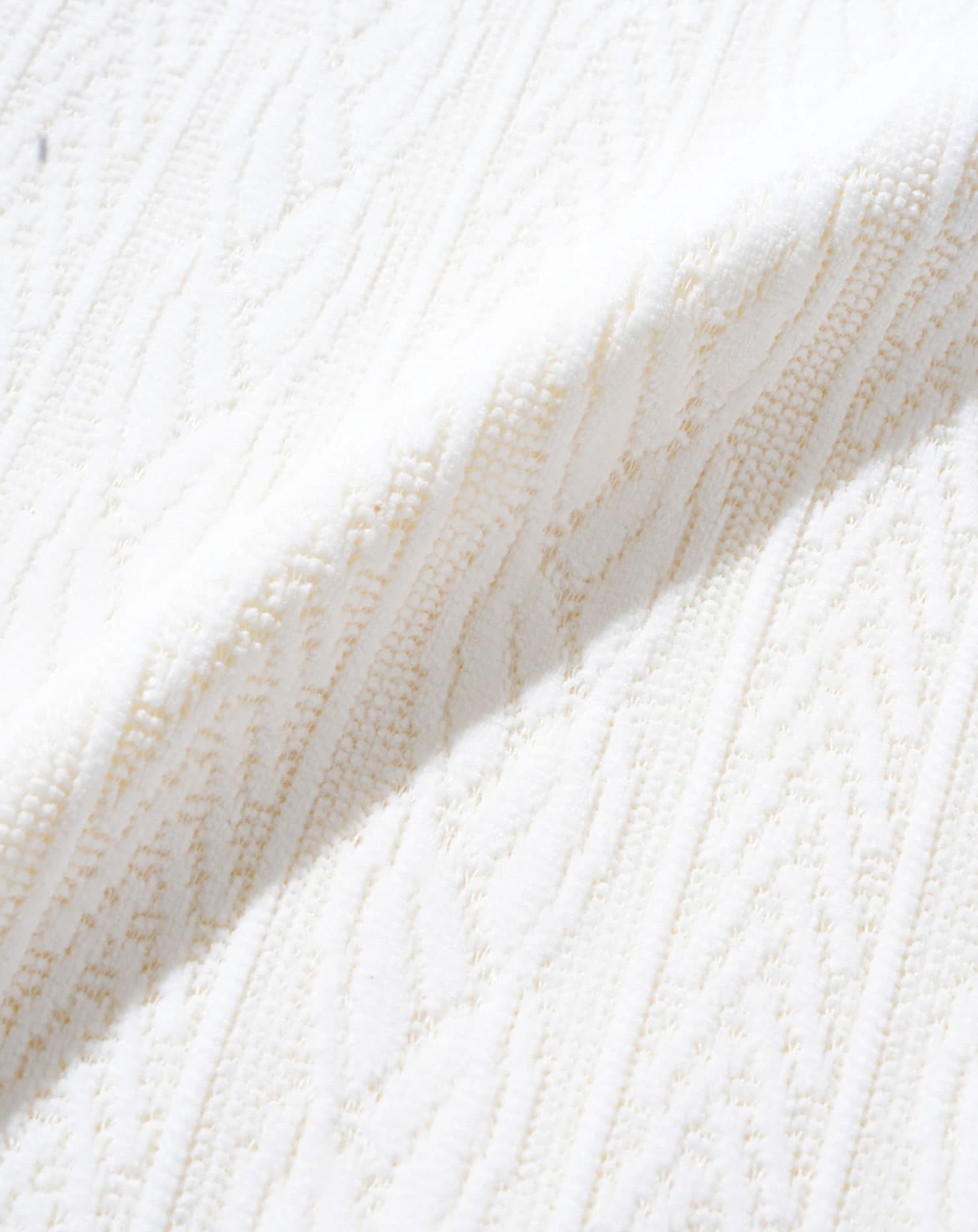 モール裏起毛ケーブル柄タートルネック長袖ニット