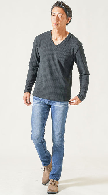 黒ロンT×デニムのお手本コーディネート