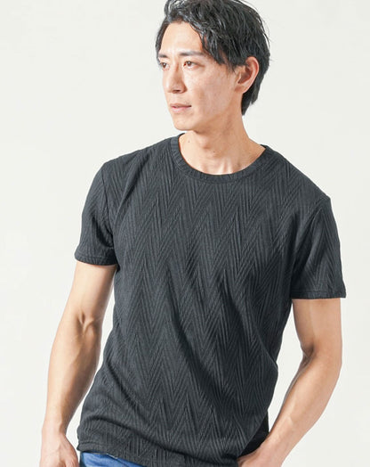 袖短めでイケオジ見えするうっすらデザインクルーネック半袖Tシャツ