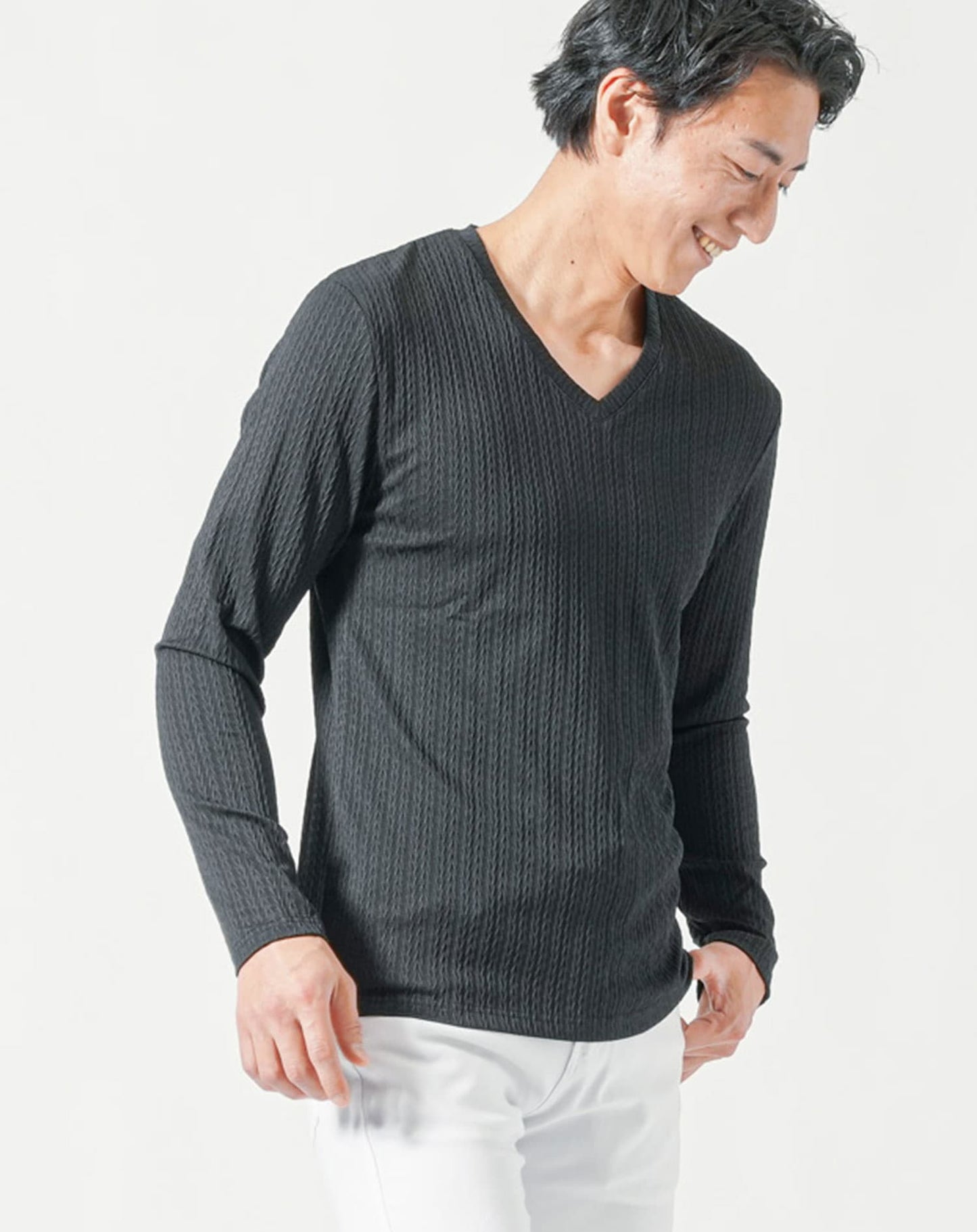 ストライプヘリンボーン長袖ストレッチVネックTシャツ