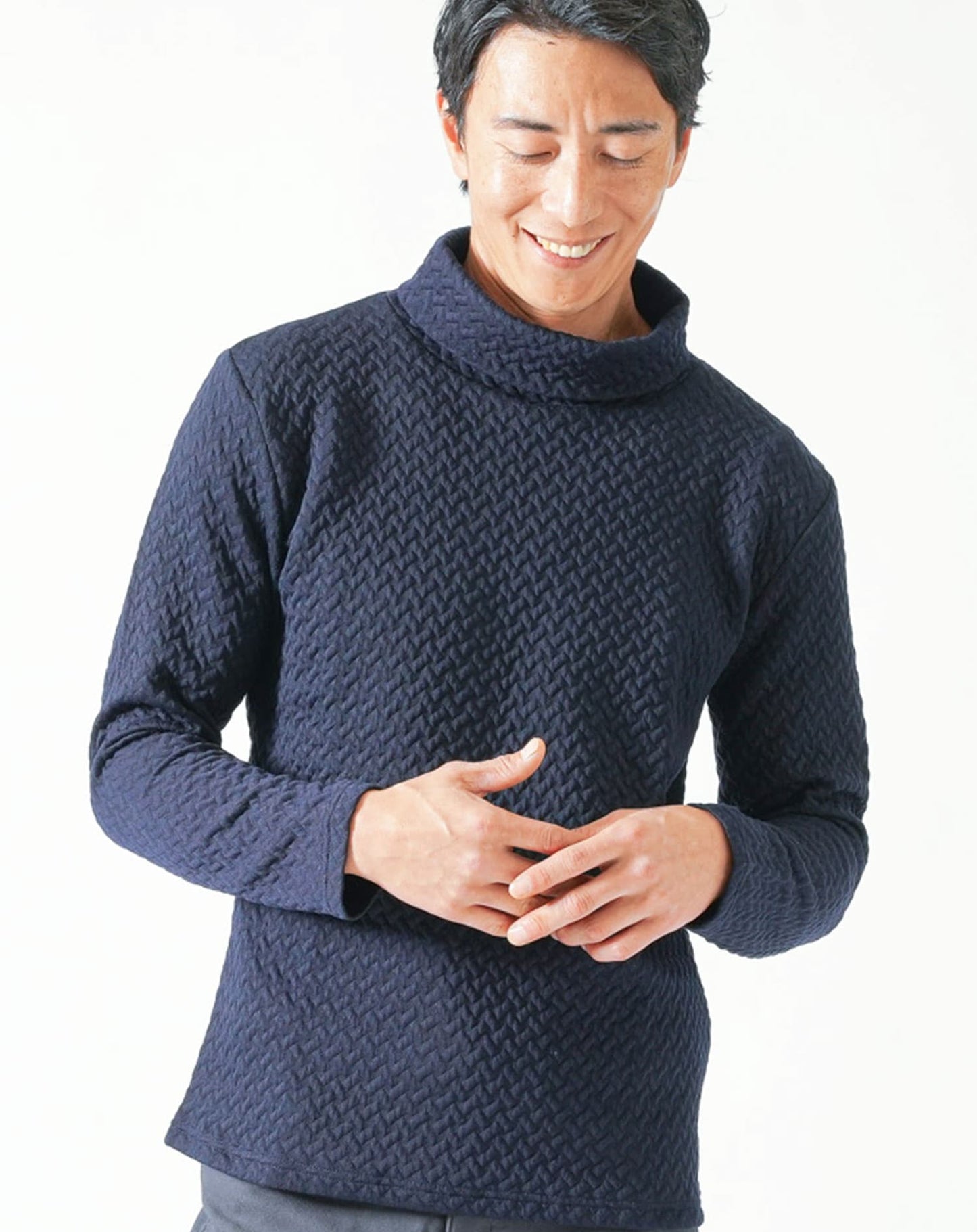 キルティングバスケット編み長袖タートルネックTシャツ