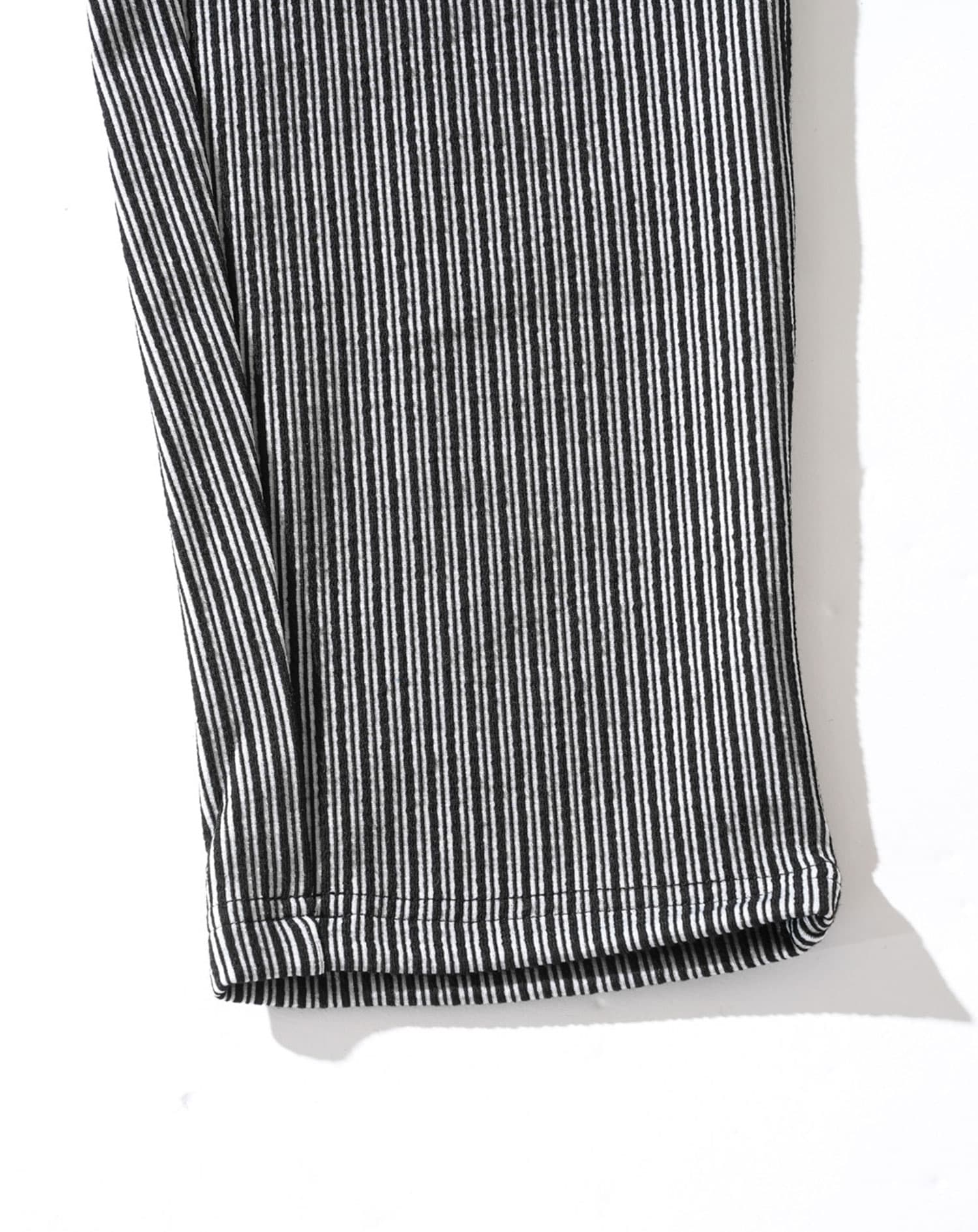 CELINE ストライプ 半袖ニット　ストレッチ　ブラック　ホワイト CELINE ストライプ 半袖ニット ストレッチ ブラック ホワイト CELINE