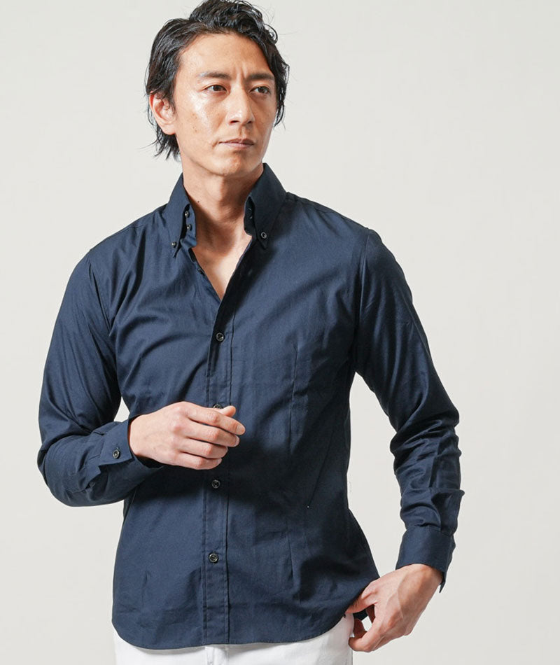 ちょいワル・イケオジメンズ3点コーデセット　グレーロングコート×ネイビー長袖シャツ×白スリムチノパンツ
