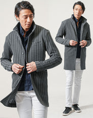 ちょいワル・イケオジメンズ3点コーデセット グレーロングコート×ネイビー長袖シャツ×白スリムチノパンツ