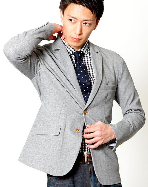 品よく見せる王道ジャケット|大人の魅力を引き出すブランド級の一着