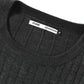 ケーブル編みデザインラウンドネックニット×シンプルラウンドネック長袖Tシャツ　２点セット