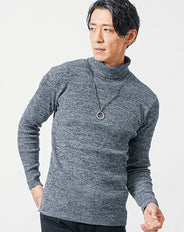 リブ編みスリムタートルネックニット
