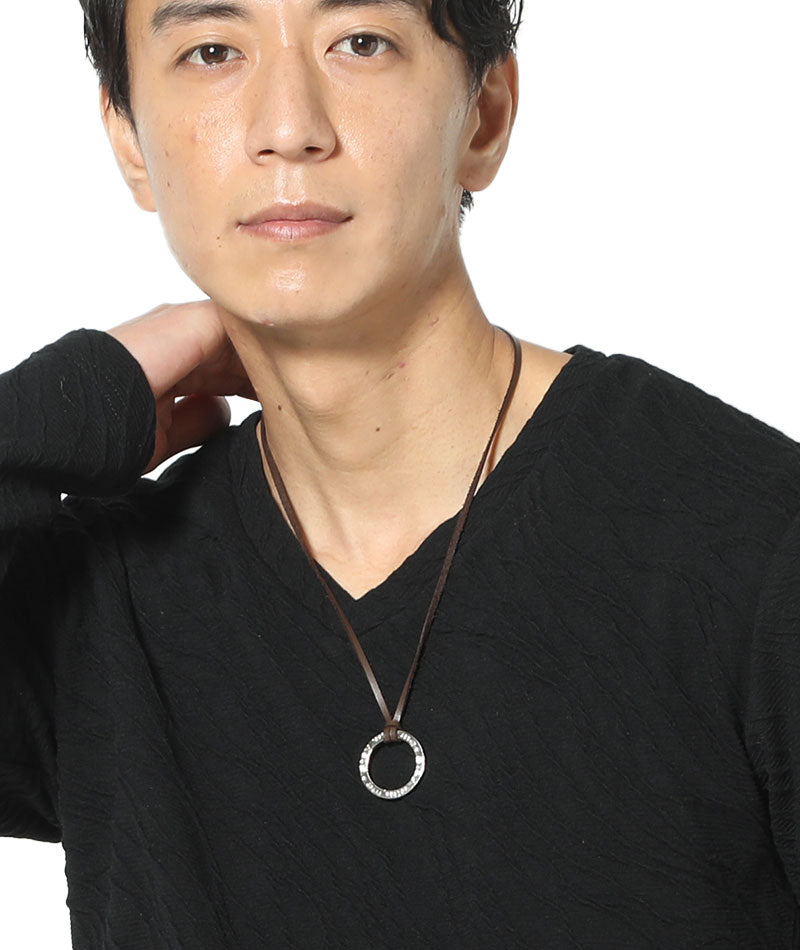 膨れバイアスジャガードデザイン長袖ＶネックＴシャツ