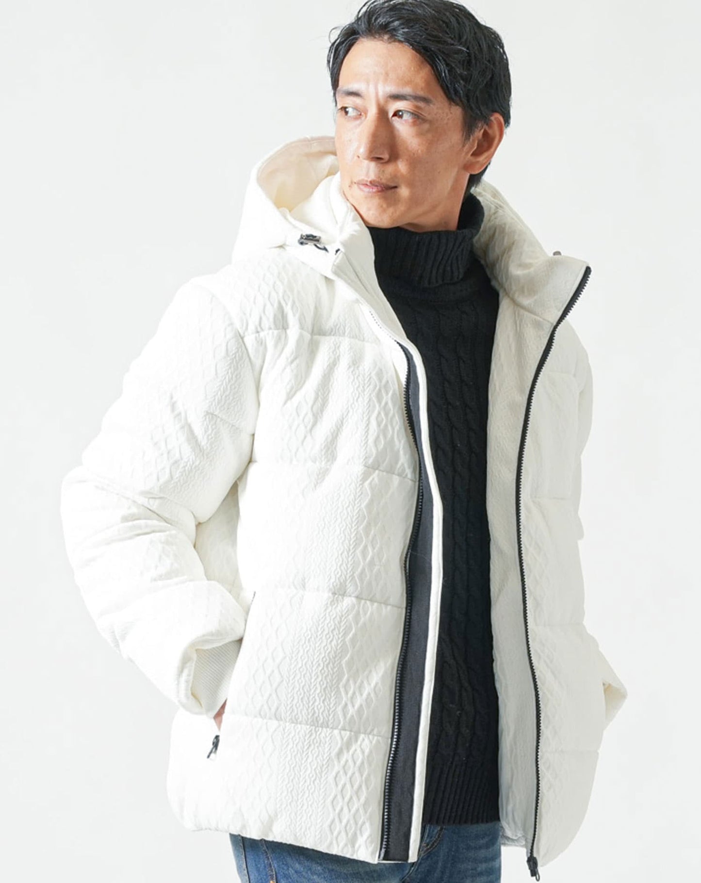 カットジャガード中綿ファイバーダウンジャケット
