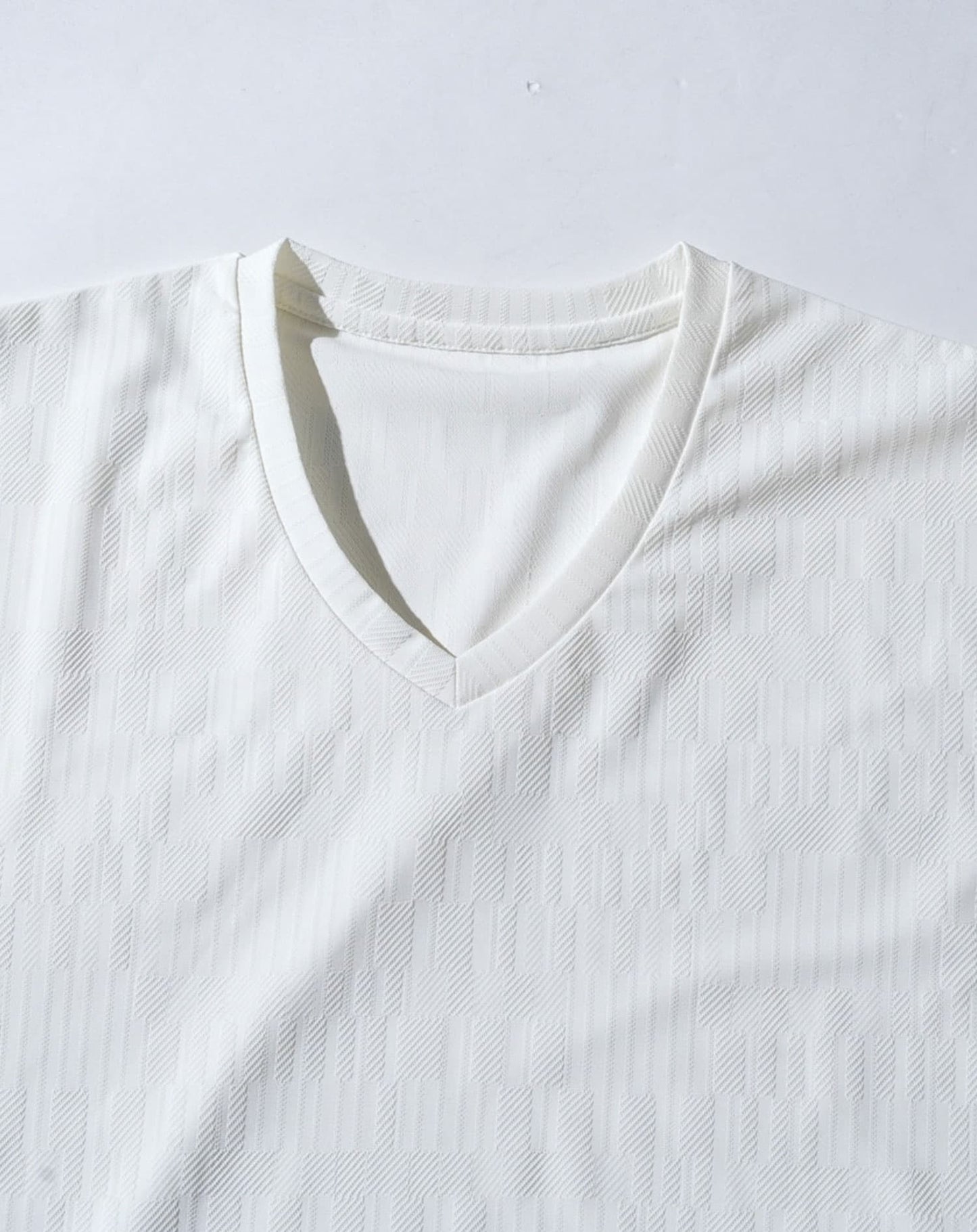 ジャガード半袖VネックTシャツ