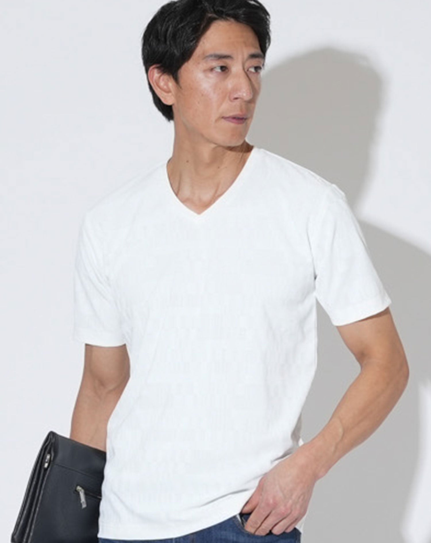 ジャガード半袖VネックTシャツ