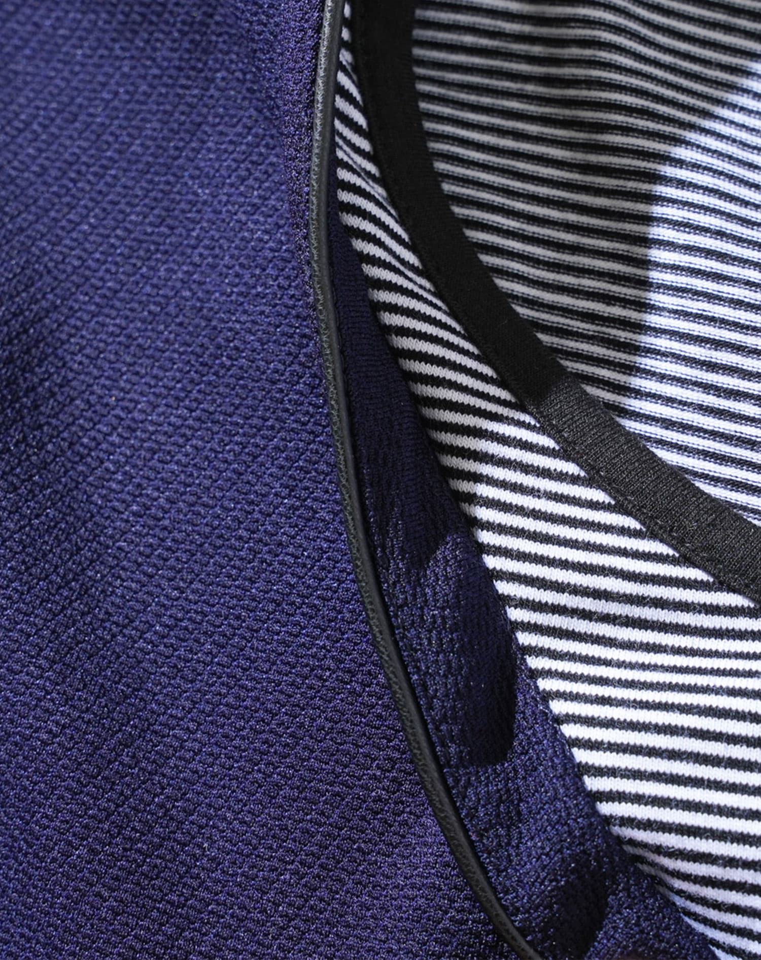 接触冷感フェイクレイヤードVネック半袖Ｔシャツ