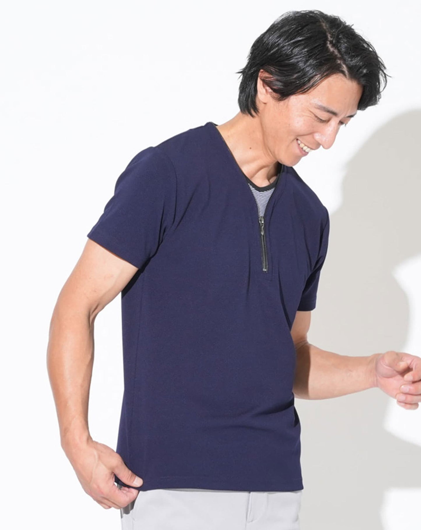 接触冷感フェイクレイヤードVネック半袖Ｔシャツ