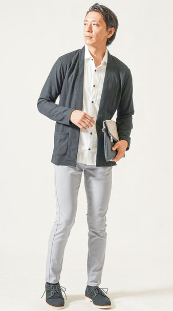 大人のおしゃれな白シャツのコーデ