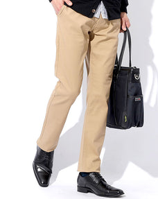 ゆったりシルエットストレッチツイルチノパン