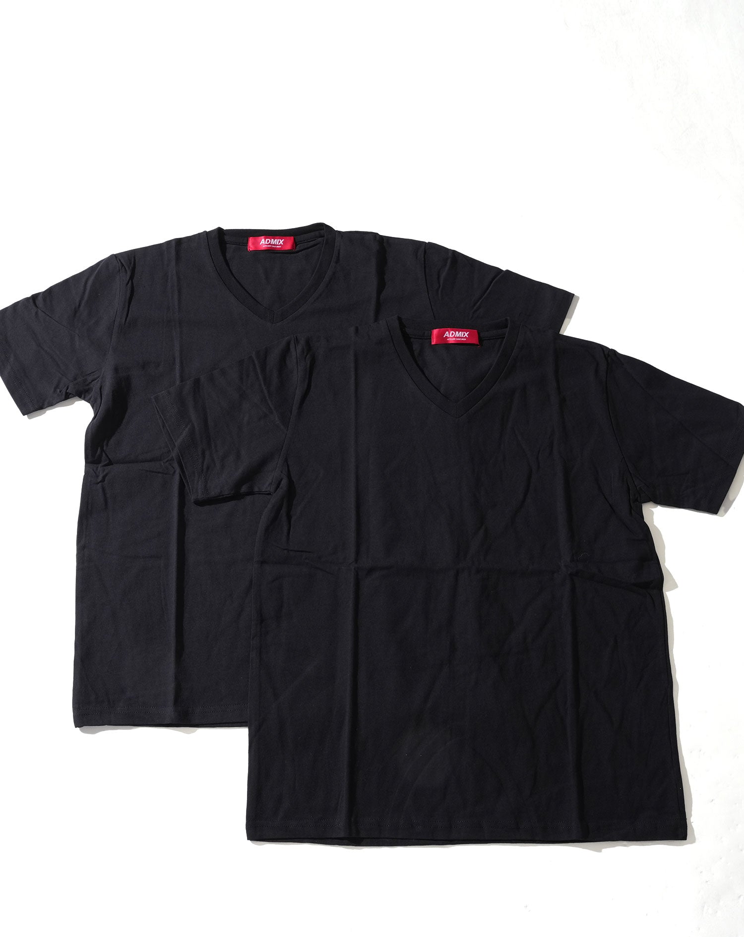 半袖VネックTシャツ 2枚セット