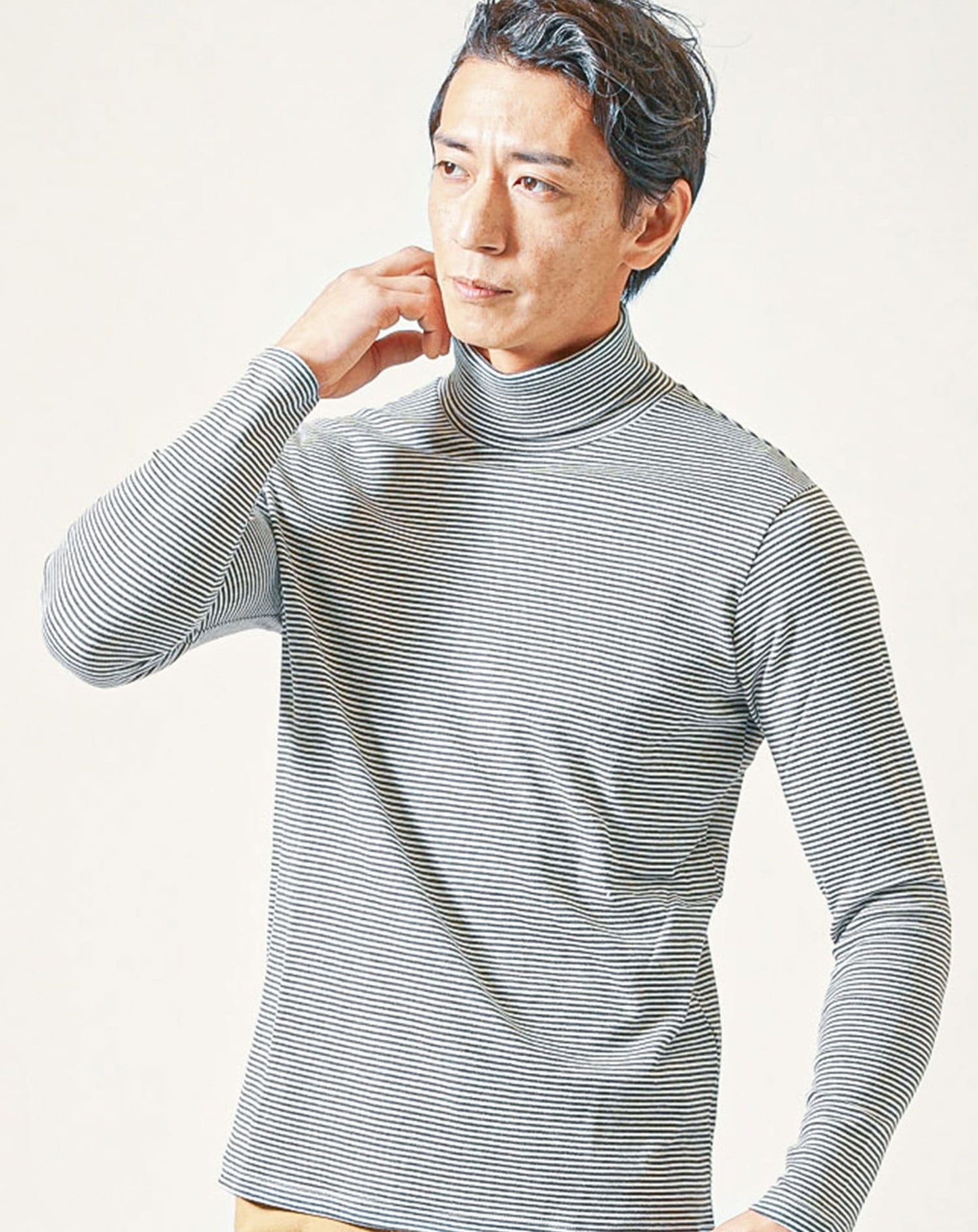 裏起毛素材無地・ボーダー長袖タートルネックTシャツ Biz