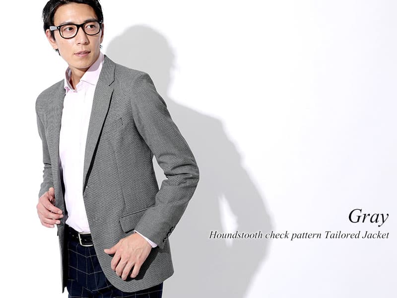 50代をスマートにするサイズ感のテーラードジャケット