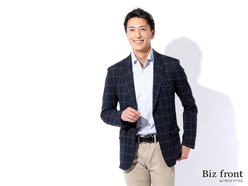 難しい理由①50代は体型変化だけでなく、「姿勢」と「服の重心バランス」のズレが出る