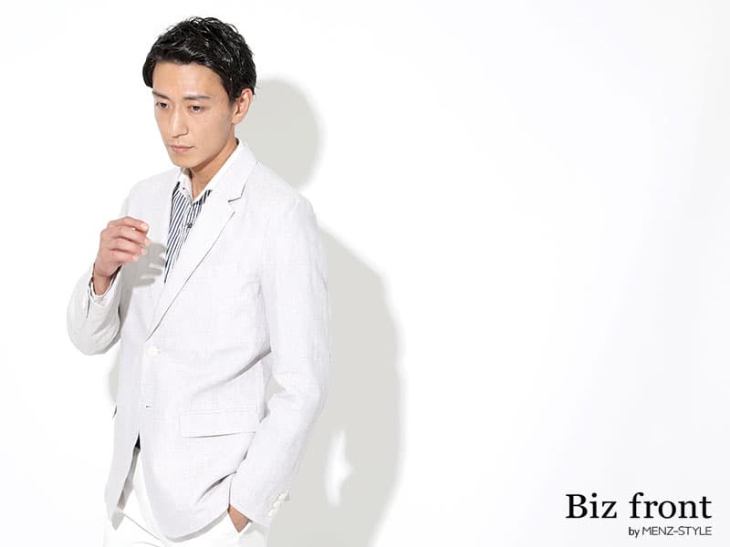 50代をスマートにするサイズ感のテーラードジャケット