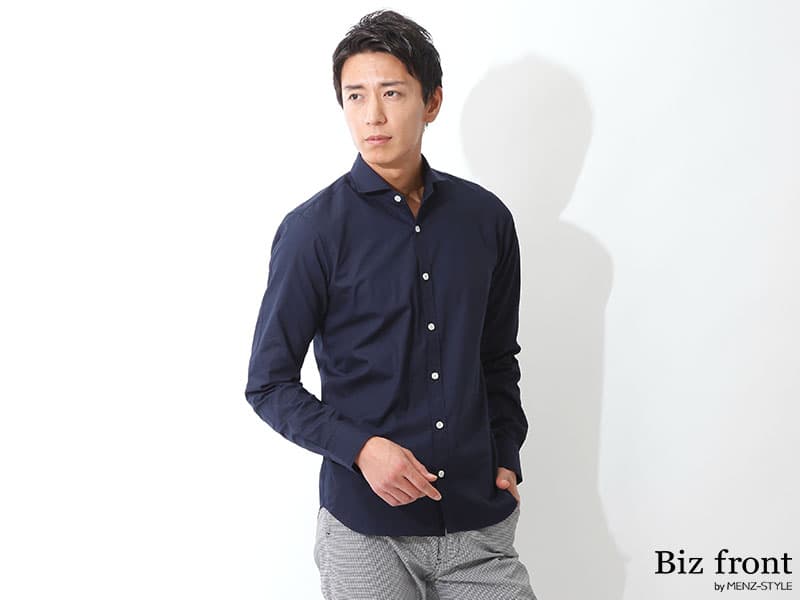 適度なフィット感でリラックス感のあるシルエット