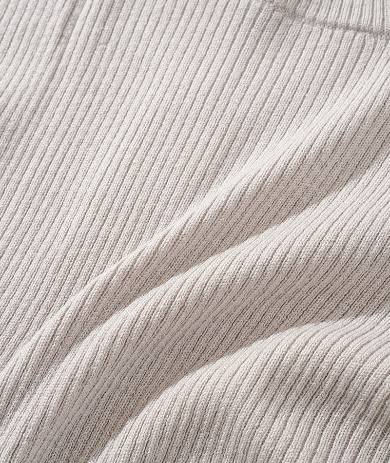 リブ編みスリムハイネックニット Biz