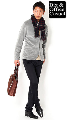 黒・ブラックのマフラーのコーディネート例