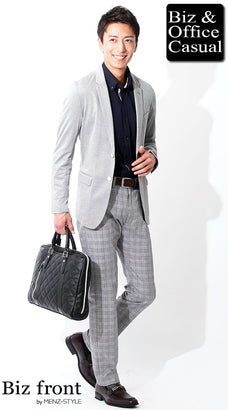 長袖ネイビーポロシャツのコーディネート