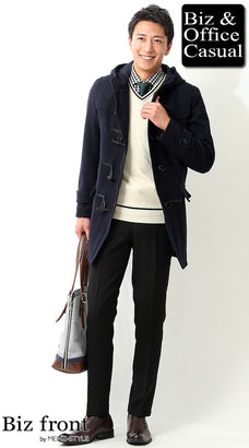 黒スラックスのコーデ例