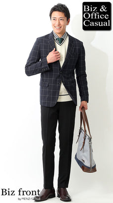 ブラックノータックスラックスのコーディネート例